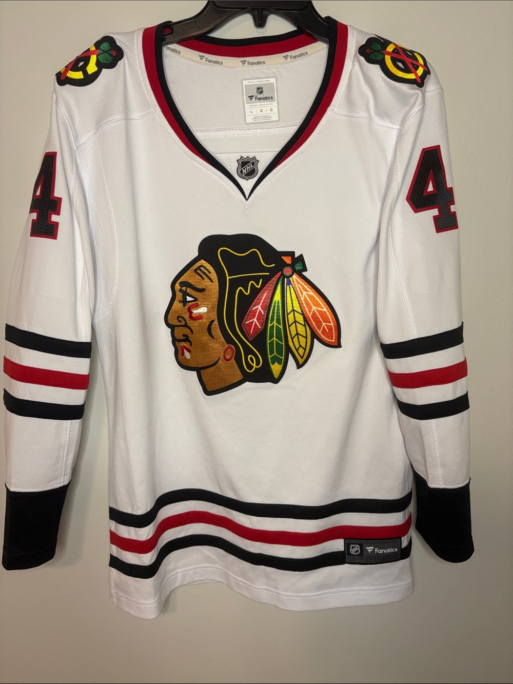 Chicago Blackhawks jersey size large women’s
